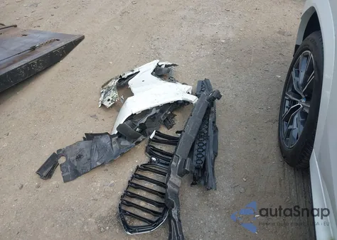 2025 BMW X6 xDrive40I from USA, damaged, VIN 5UX33EX02S9Z33418